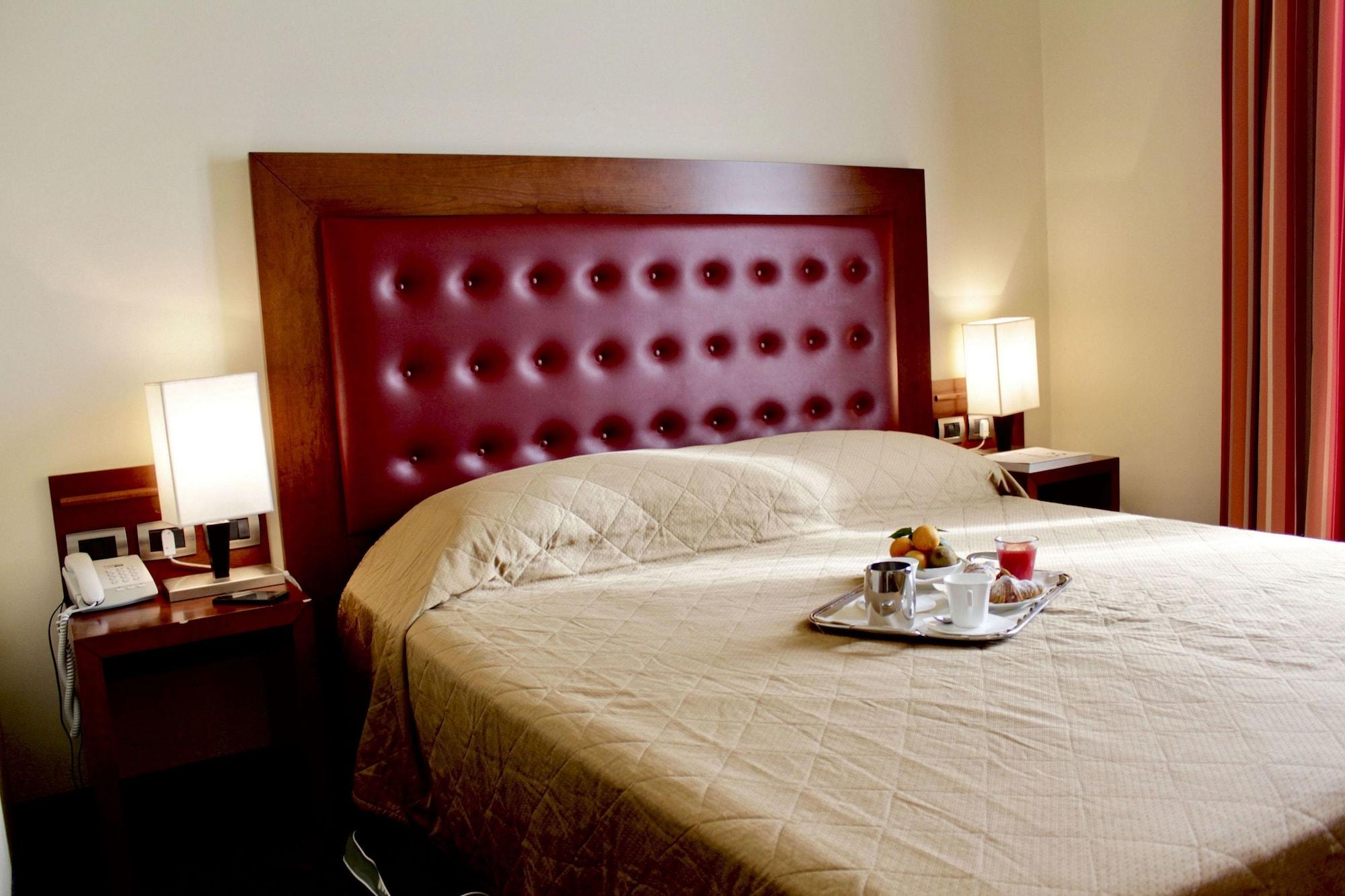 Santa Caterina Park Hotel Sarzana Exterior photo