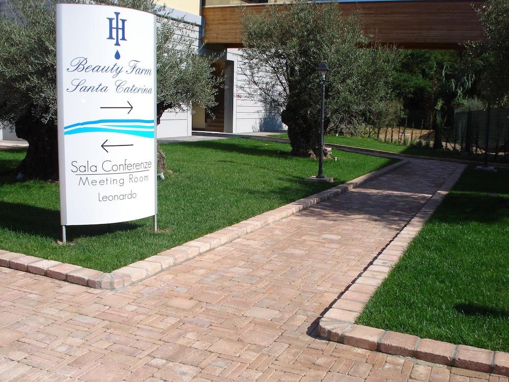 Santa Caterina Park Hotel Sarzana Exterior photo