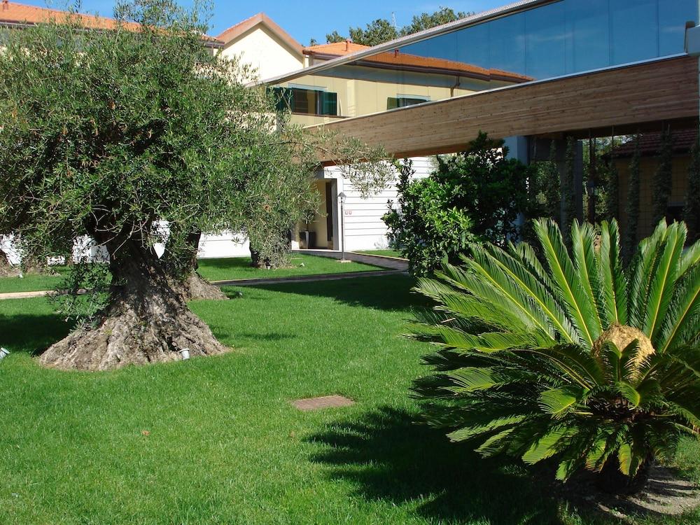 Santa Caterina Park Hotel Sarzana Exterior photo