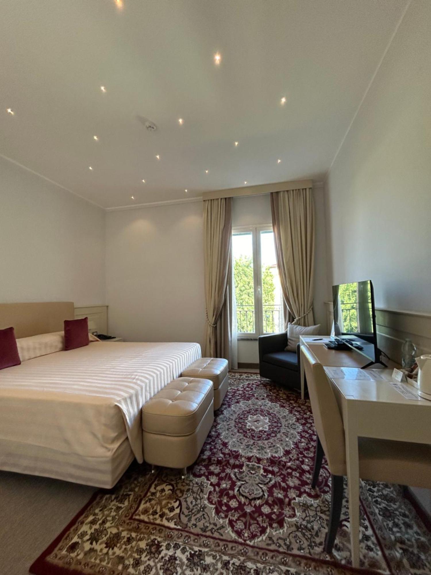 Santa Caterina Park Hotel Sarzana Exterior photo
