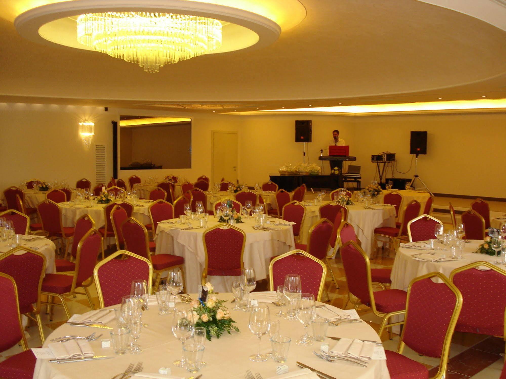 Santa Caterina Park Hotel Sarzana Exterior photo
