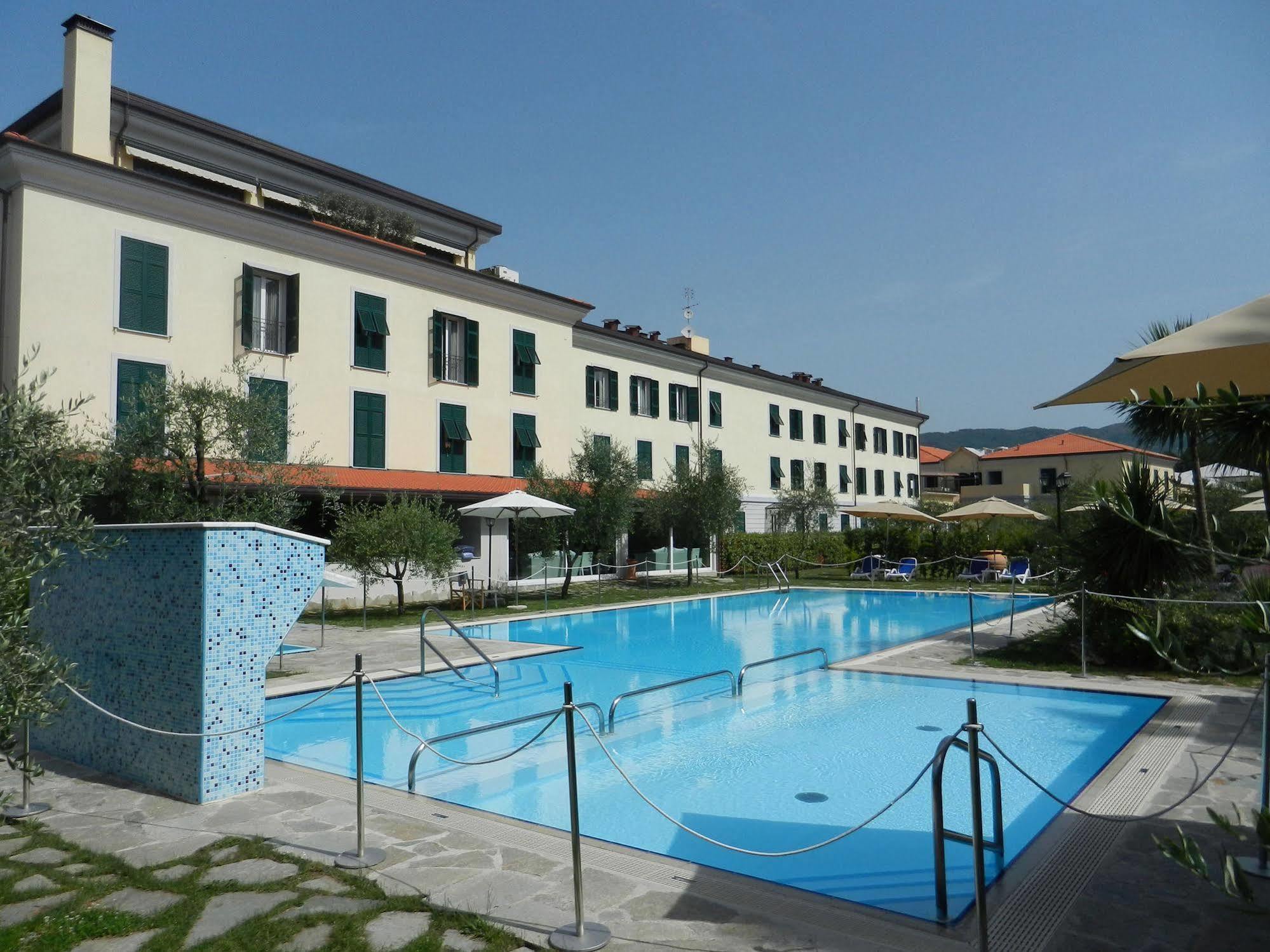 Santa Caterina Park Hotel Sarzana Exterior photo